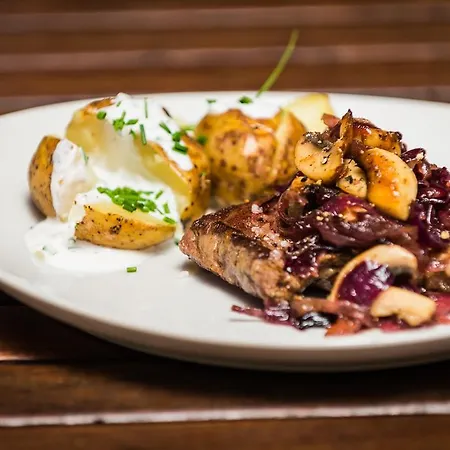 Hotel Annin 4* Annín